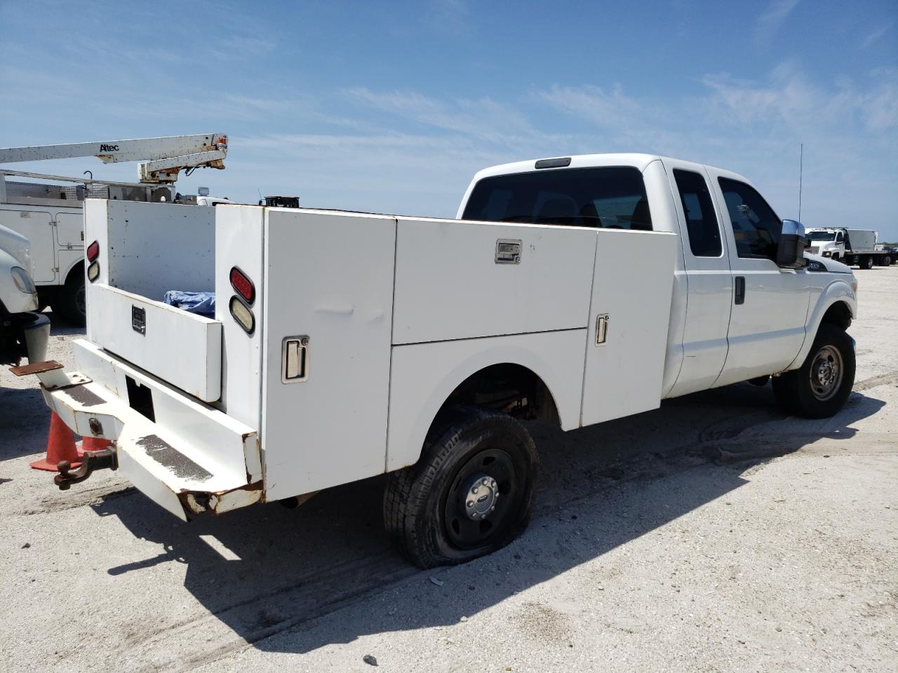 Lot #2468754863 2016 FORD F350 SUPER