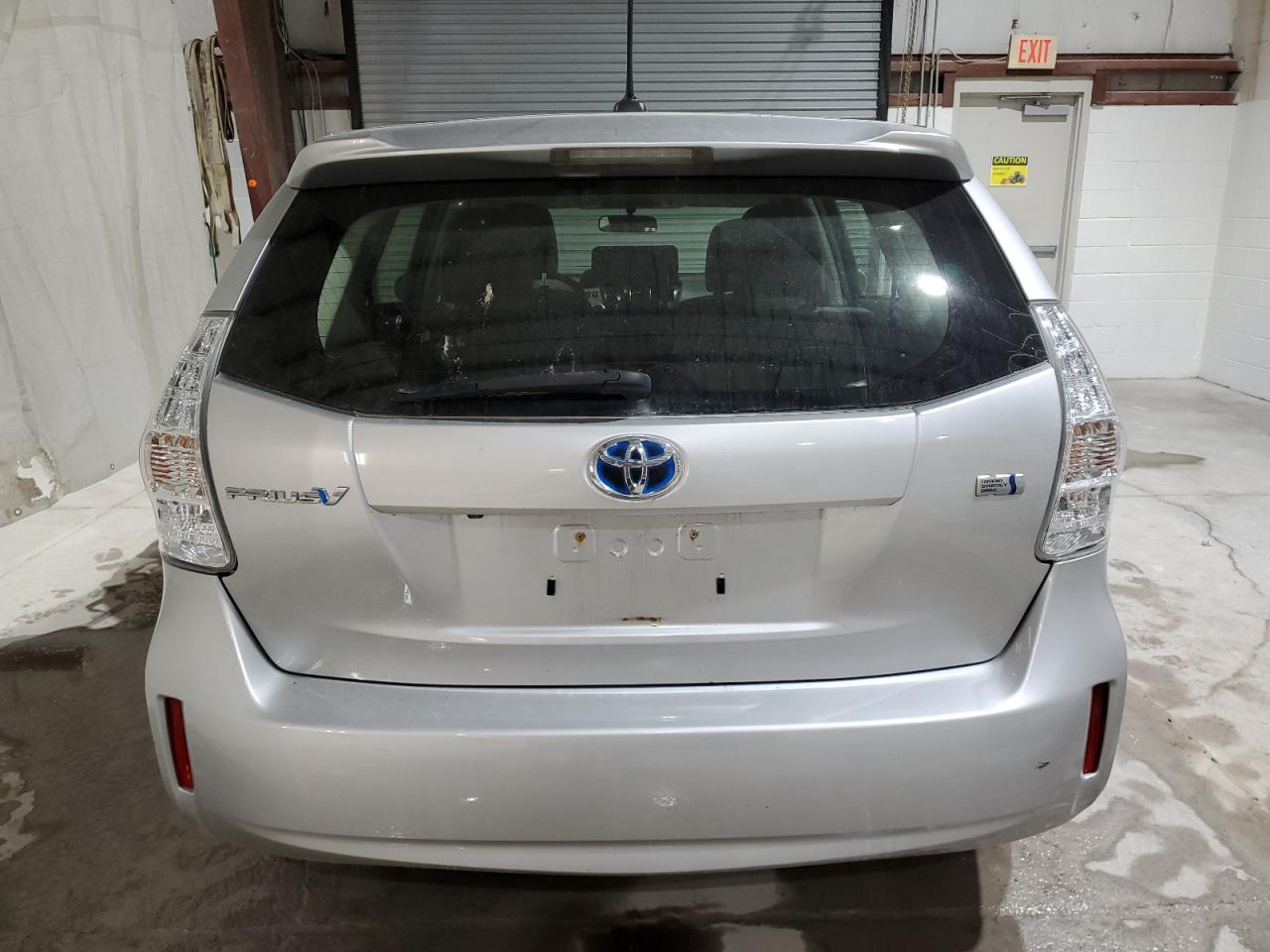 JTDZN3EUXE3337433 2014 Toyota Prius V