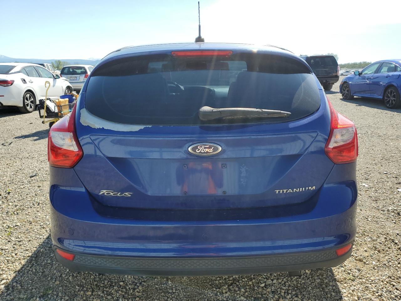 1FAHP3N2XCL321644 2012 Ford Focus Titanium