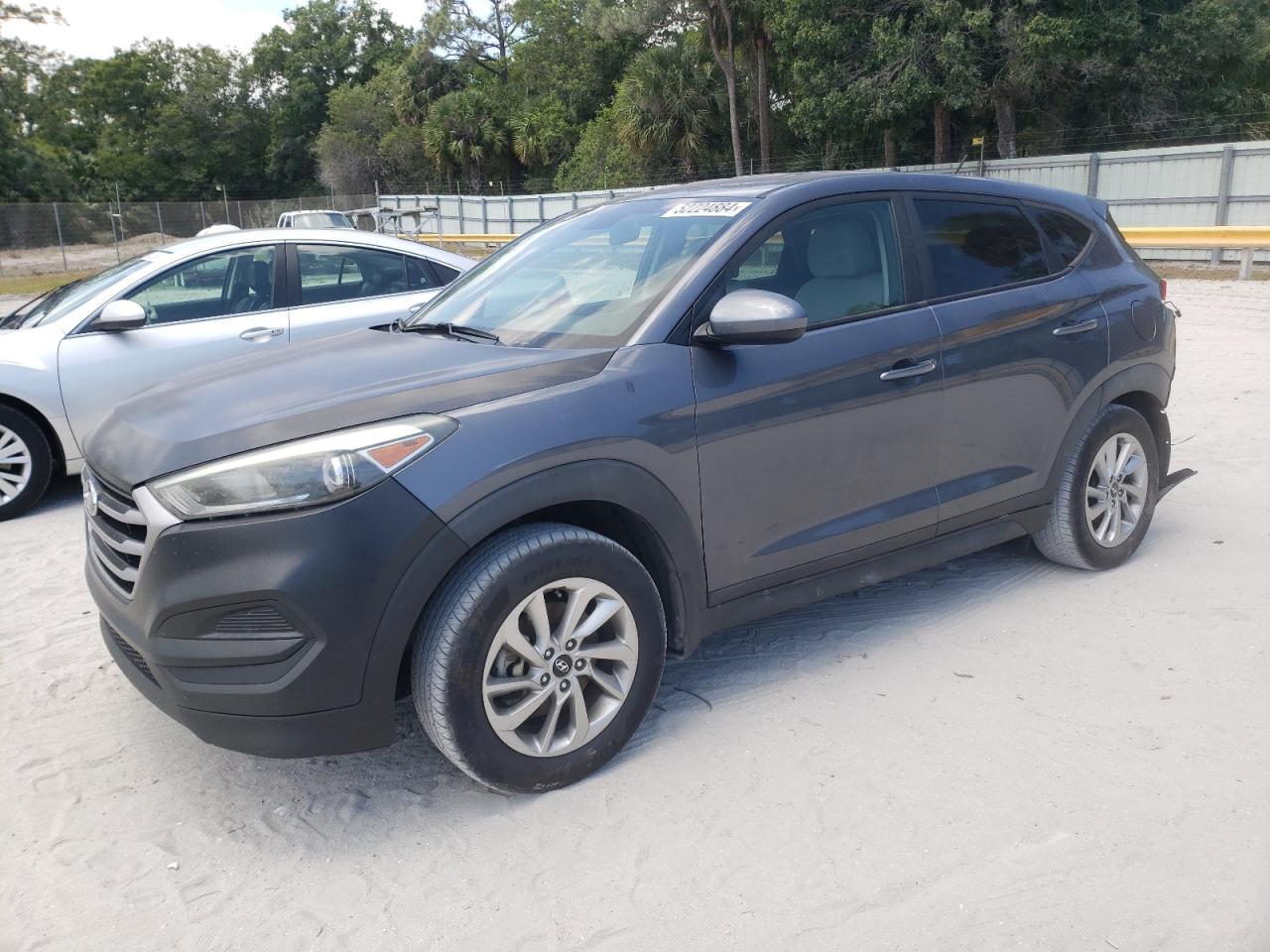 KM8J23A48JU616584 2018 Hyundai Tucson Se