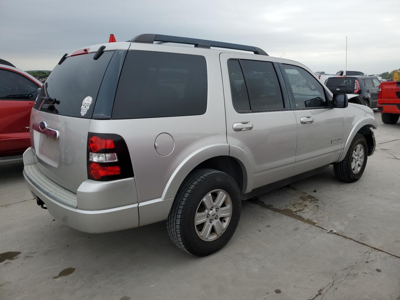 1FMEU63EX8UB24748 2008 Ford Explorer Xlt