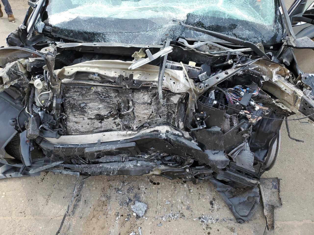 5TDBKRFH4GS308154 2016 Toyota Highlander Le