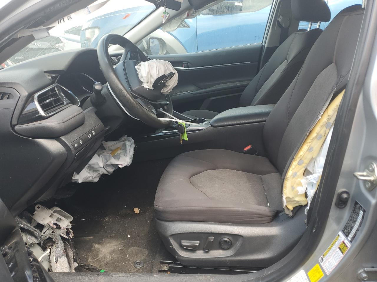 4T1C11AK8LU341820 2020 Toyota Camry Le