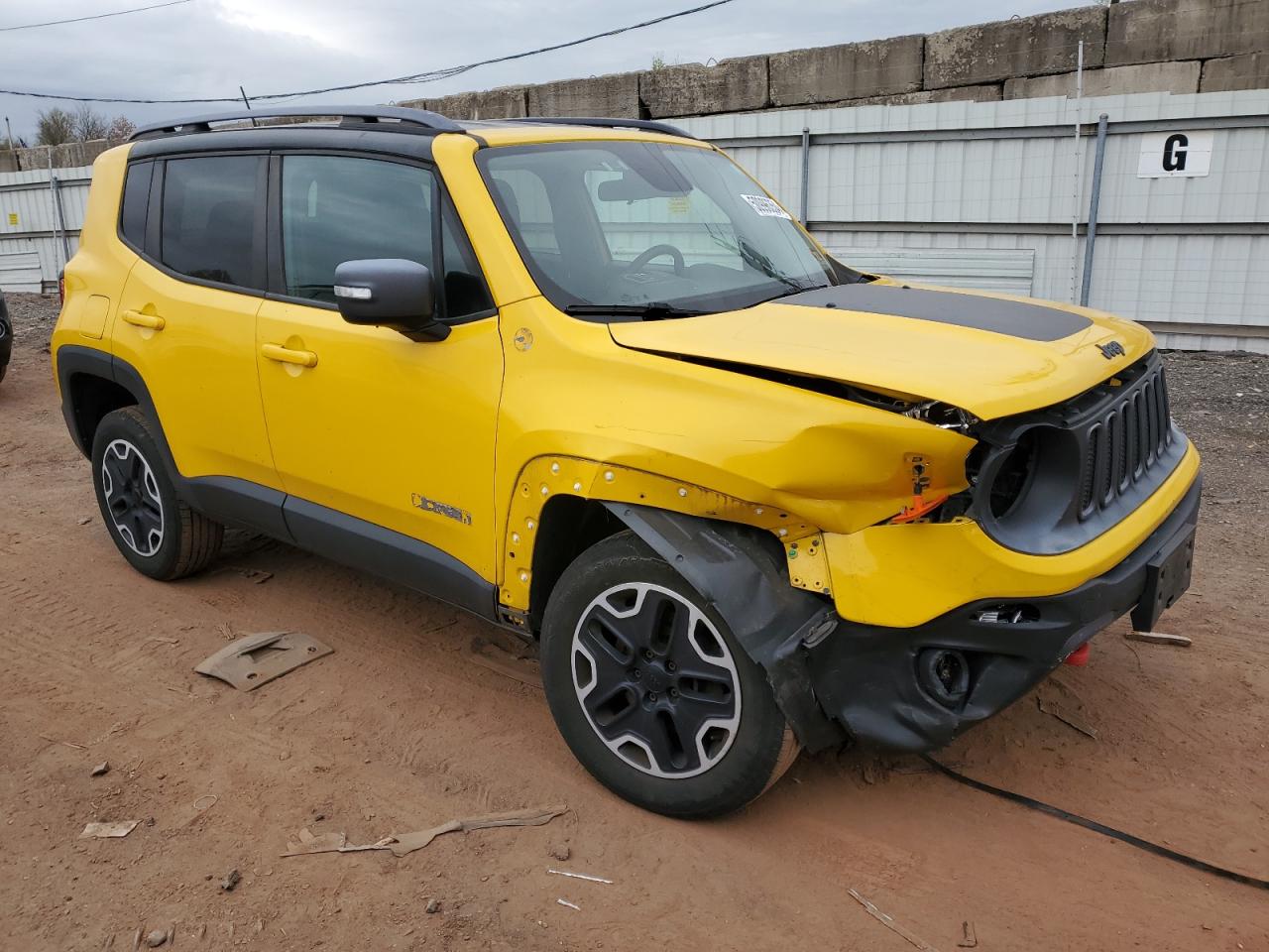 ZACCJBCT4FPB50918 2015 Jeep Renegade Trailhawk