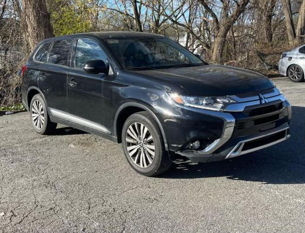 Lot #2471477021 2019 MITSUBISHI OUTLANDER salvage car