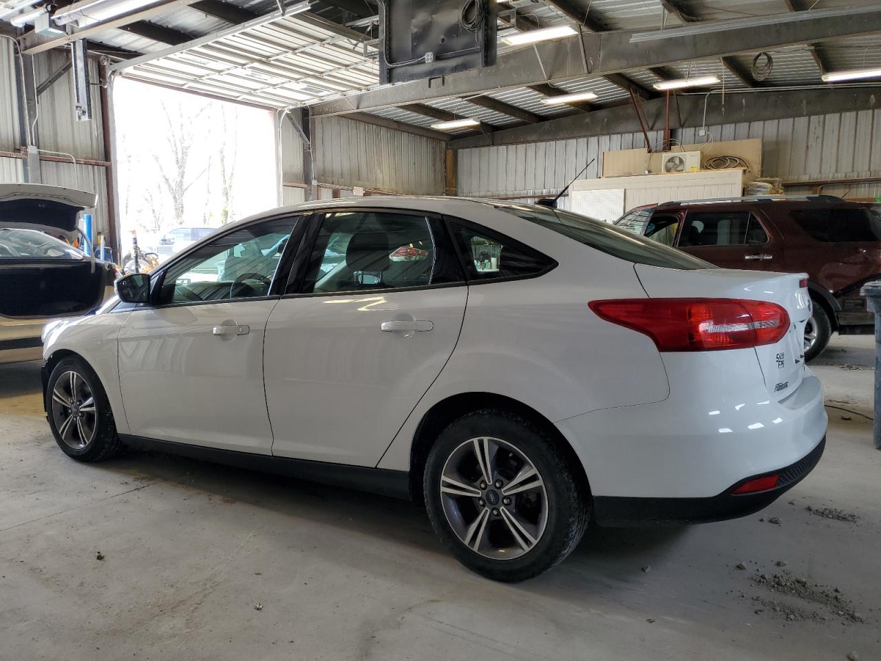 Lot #2455186342 2017 FORD FOCUS SE