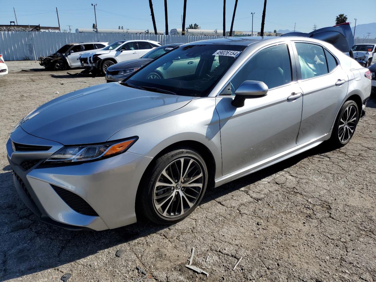 2018 Toyota Camry L vin: 4T1B11HK2JU643702