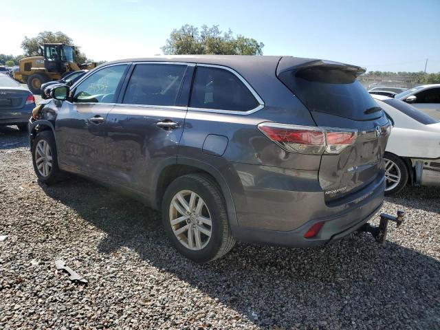 VIN 5TDZARFH6FS013041 2015 Toyota Highlander, LE no.2