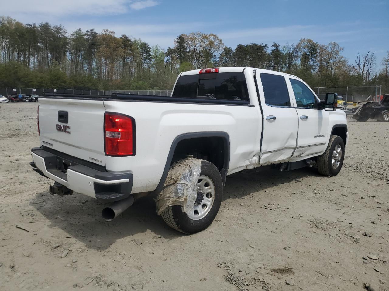 1GT424E86FF647008 2015 GMC Sierra K3500 Denali