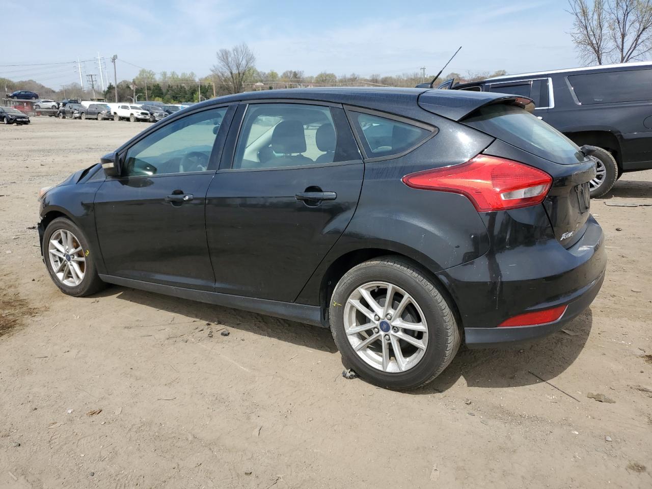 1FADP3K23FL282497 2015 Ford Focus Se