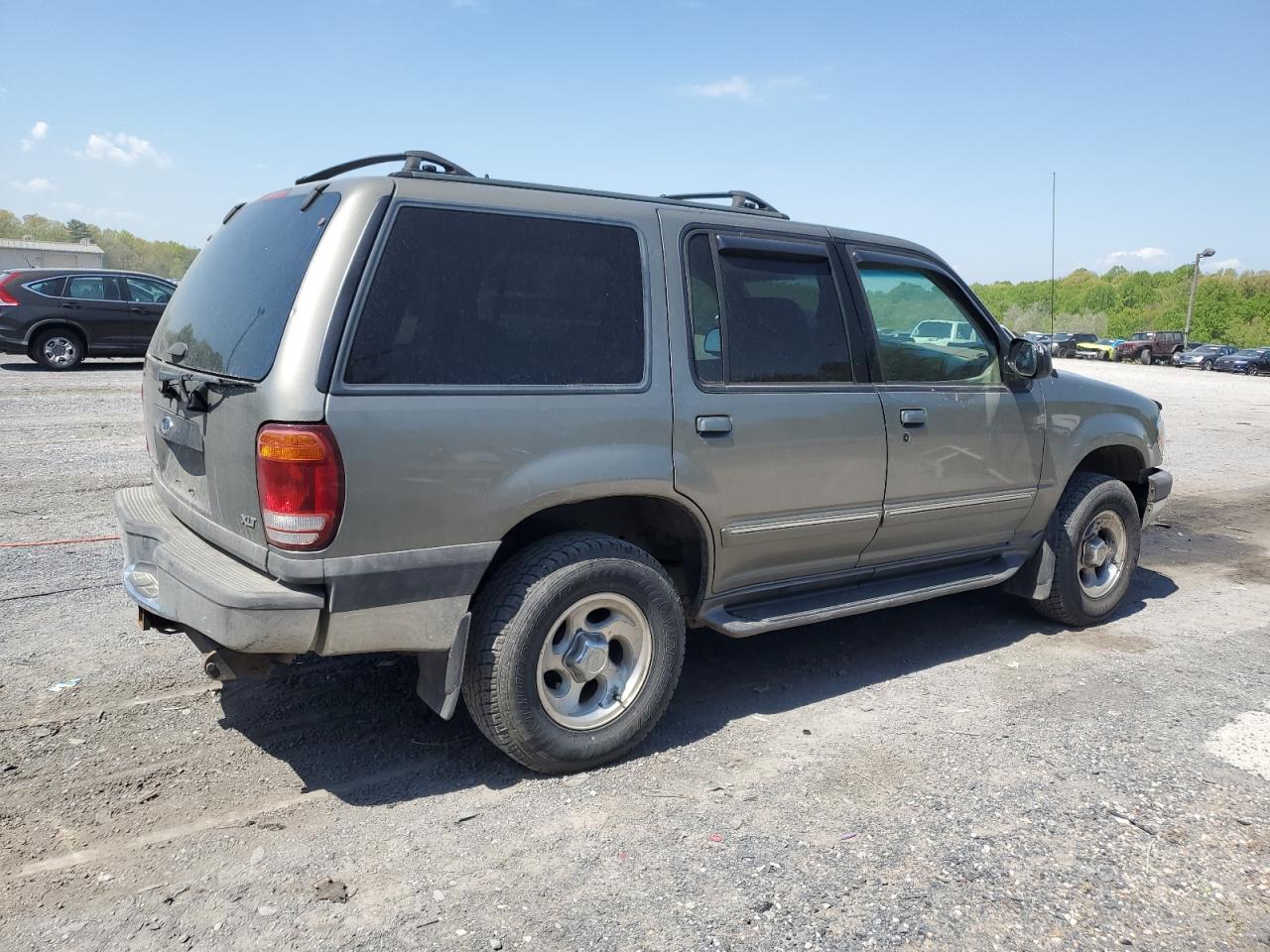 1FMZU73E11ZA45890 2001 Ford Explorer Xlt