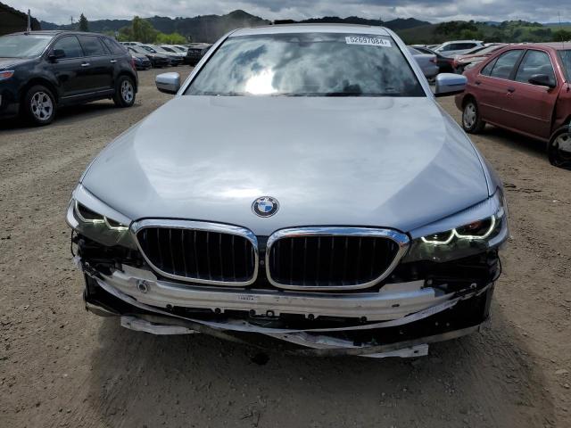 VIN WBAJB1C5XJB084164 2018 BMW 5 Series, 530XE no.5