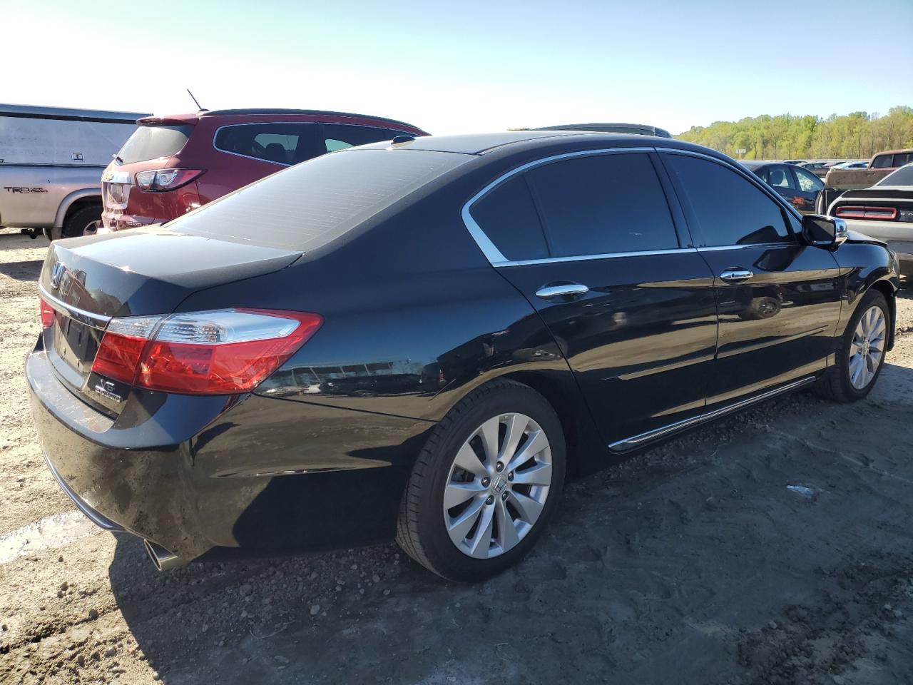 2015 Honda Accord Touring vin: 1HGCR3F93FA004798