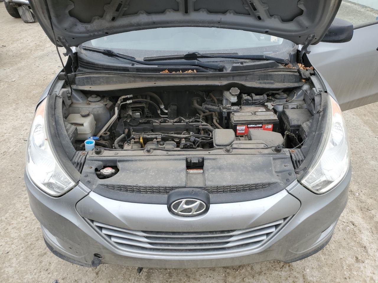 KM8JT3AC9AU060757 2010 Hyundai Tucson Gls