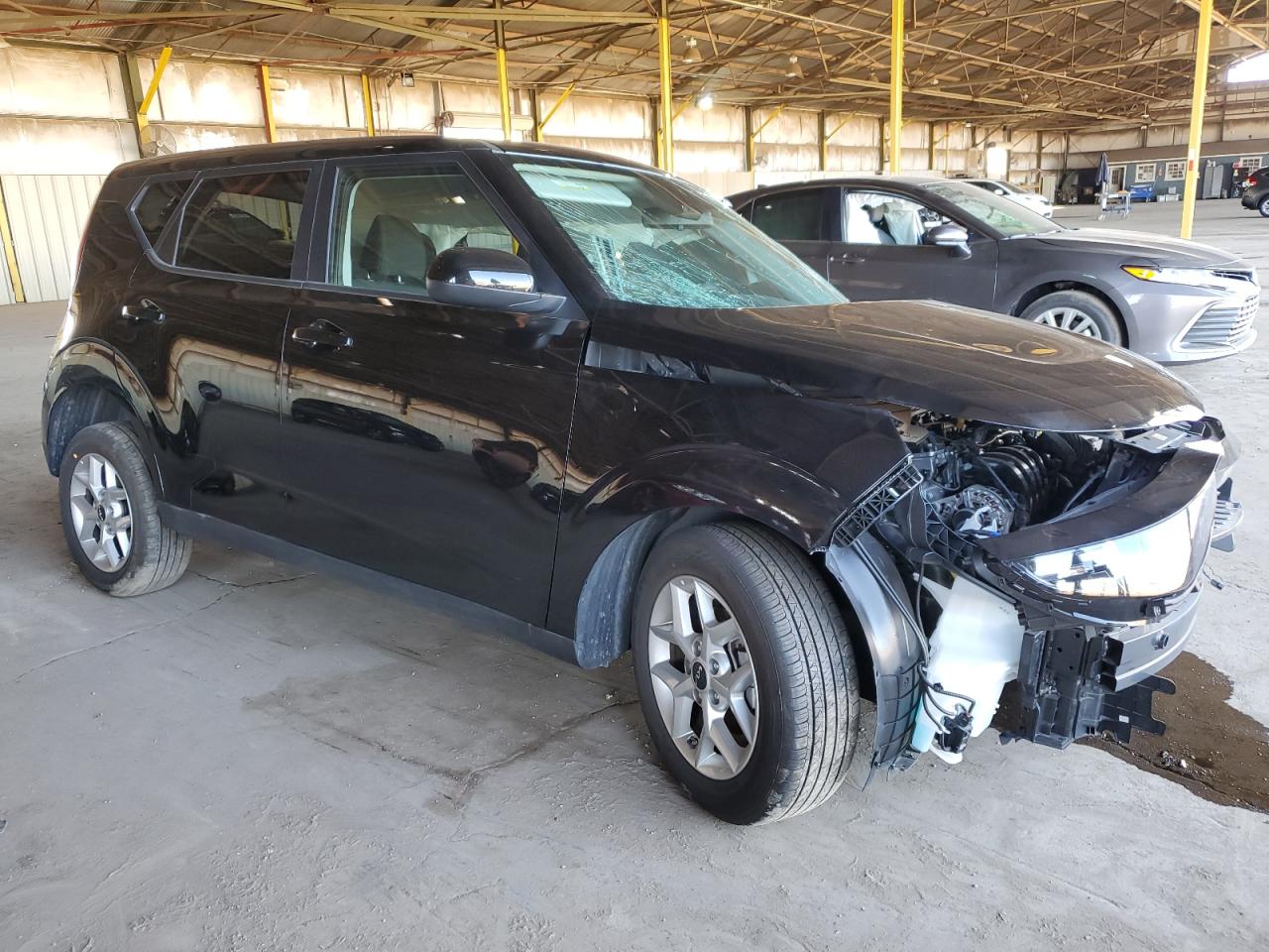 1C6RR7MT4HS830465 2017 Ram 1500 Sport