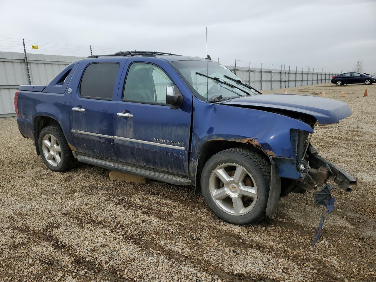 3GNTKGE76DG301869 2013 Chevrolet Avalanche Ltz