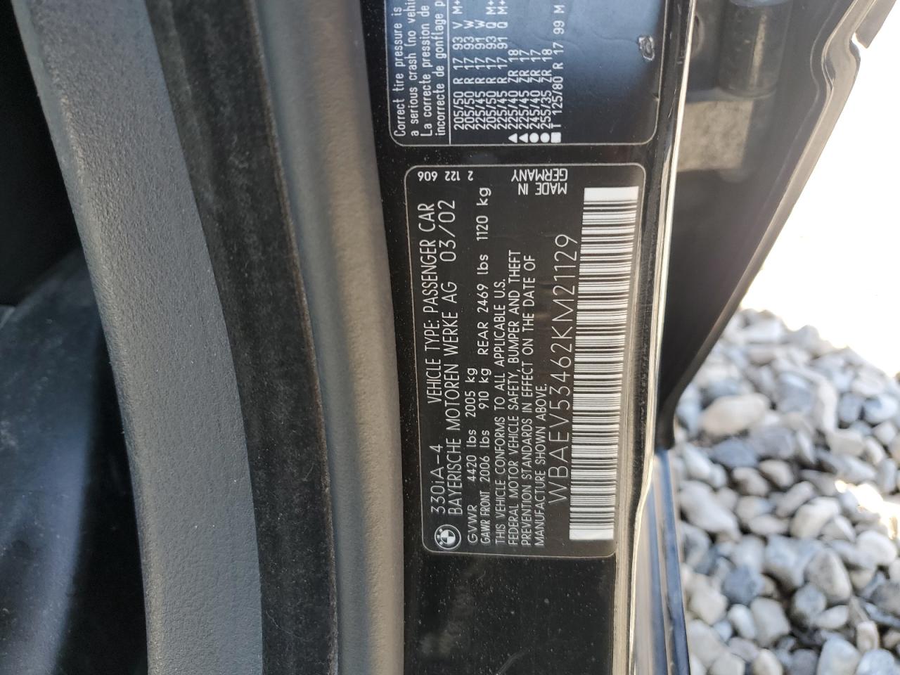 WBAEV53462KM21129 2002 BMW 330 I