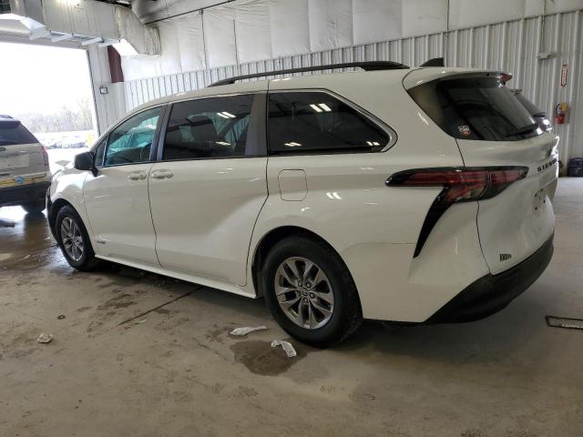 5TDBRKEC3MS009985 Toyota All Models SIENNA LE 2