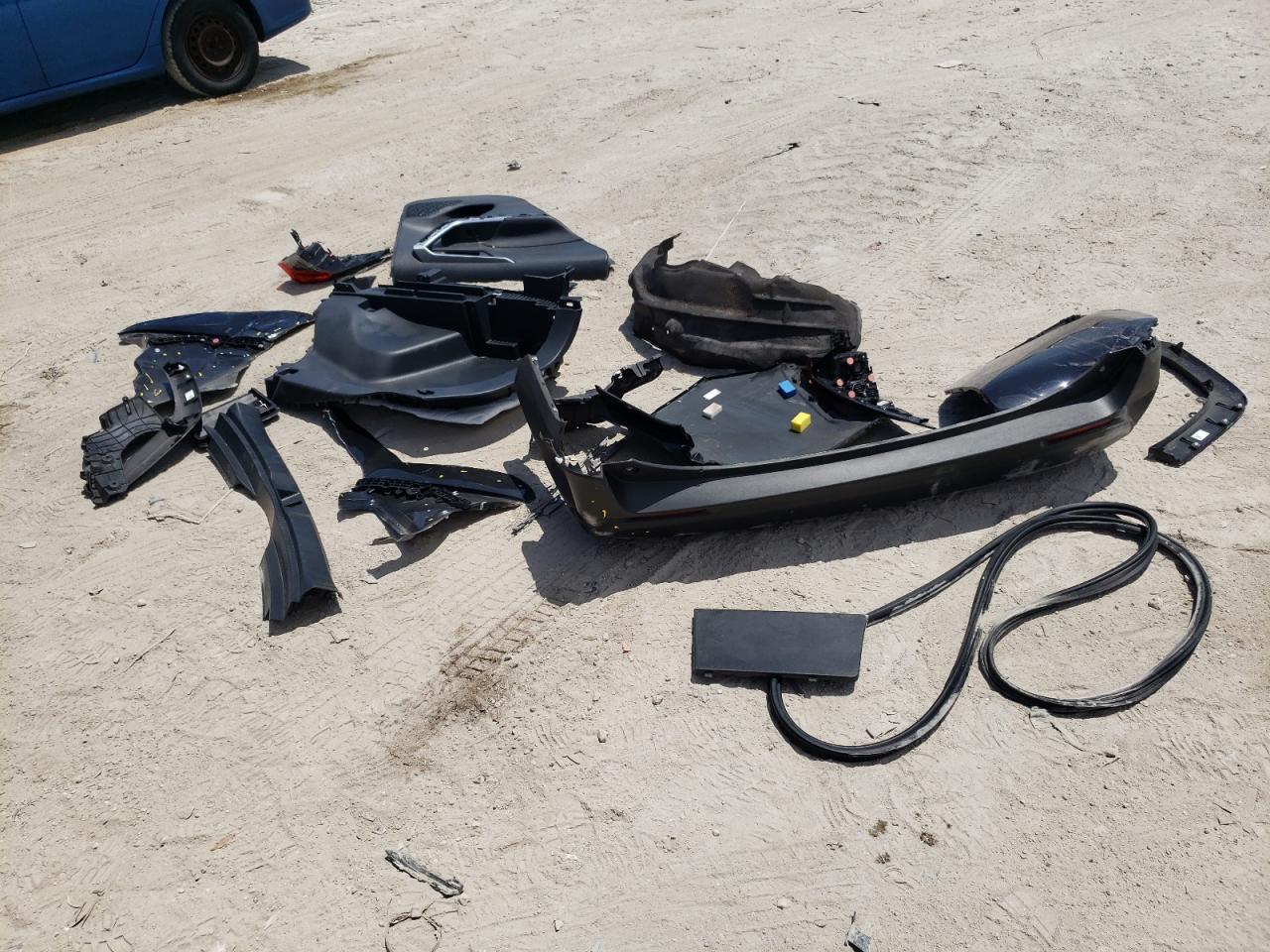 JTMW1RFV2LD046263 2020 Toyota Rav4 Xle