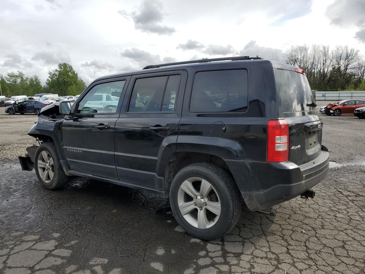 1C4NJRFBXDD165293 2013 Jeep Patriot Latitude