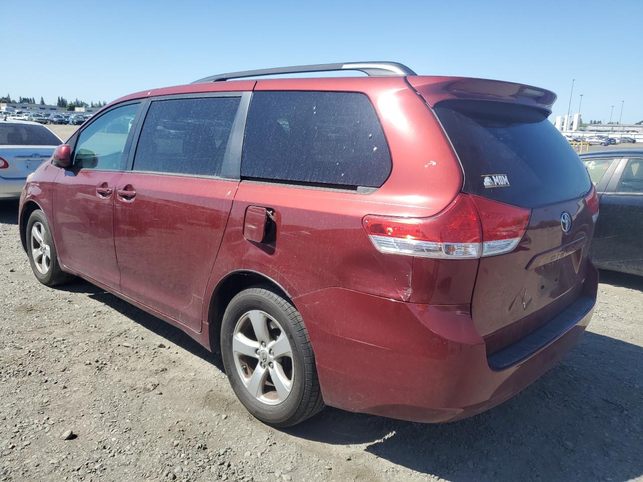Lot #2501144230 2012 TOYOTA SIENNA LE