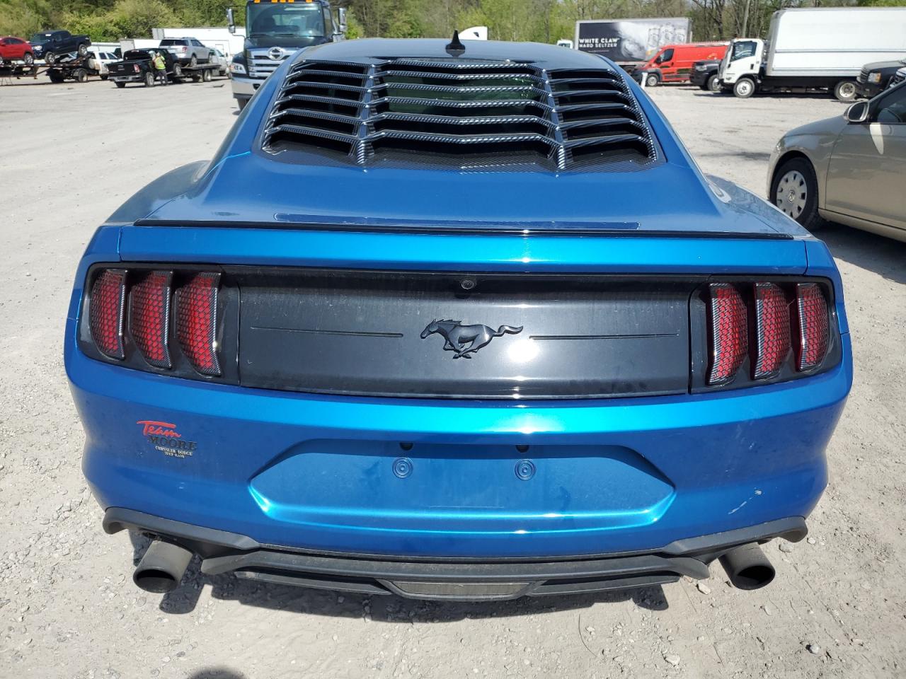 2020 Ford Mustang vin: 1FA6P8THXL5175682