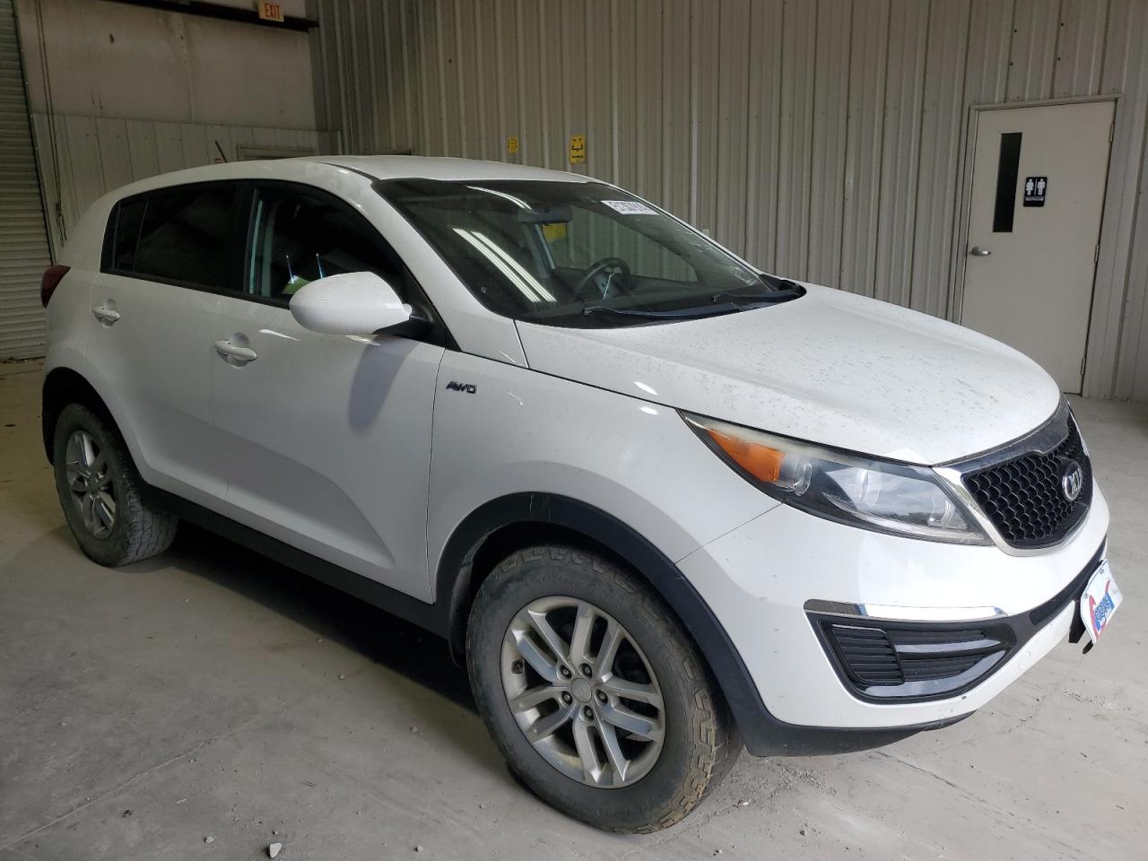 KNDPBCAC8G7862158 2016 Kia Sportage Lx