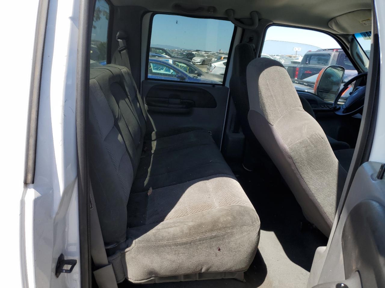 1FTNW20P03EB43261 2003 Ford F250 Super Duty 1FTNW20P03EB43261 2003 Ford F250 Super Duty
