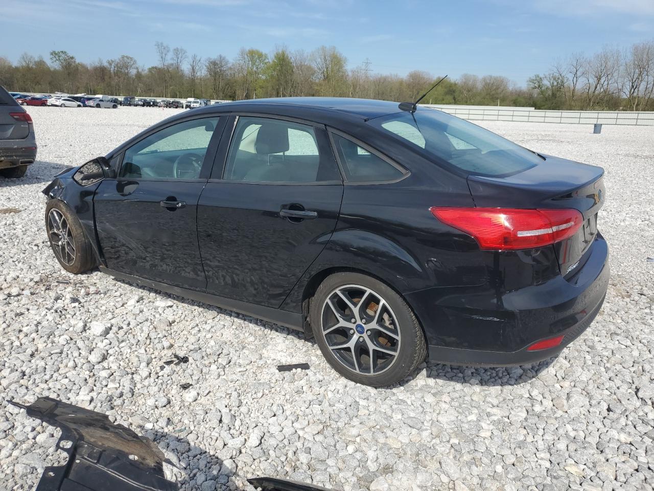 1FADP3FE1HL294476 2017 Ford Focus Se