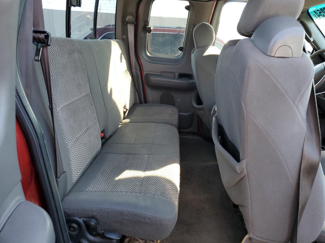 2FTRX18W32CA88233 2002 Ford F150