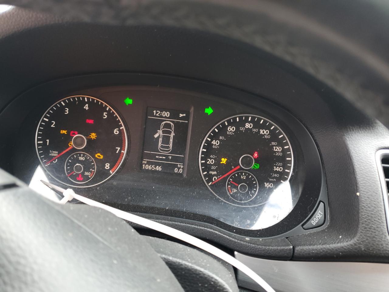 1VWBH7A37DC103629 2013 Volkswagen Passat Se