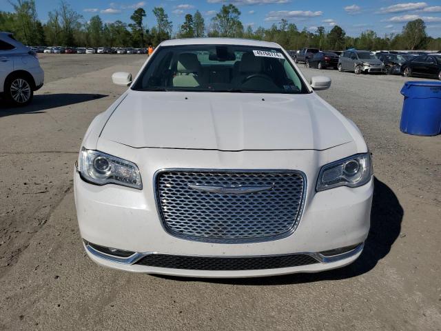 2016 Chrysler 300 - Image 5