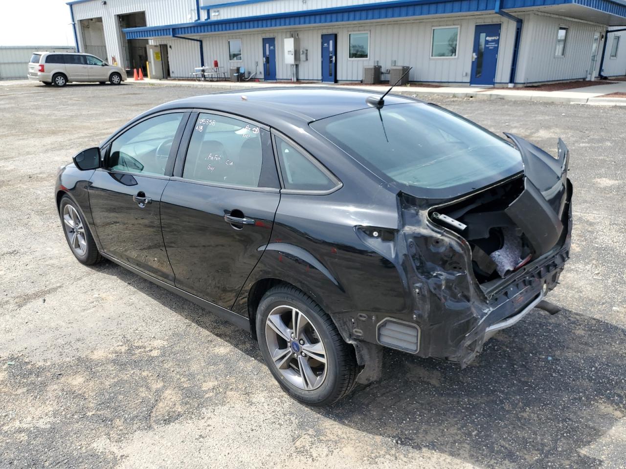 1FADP3FE7JL257437 2018 Ford Focus Se