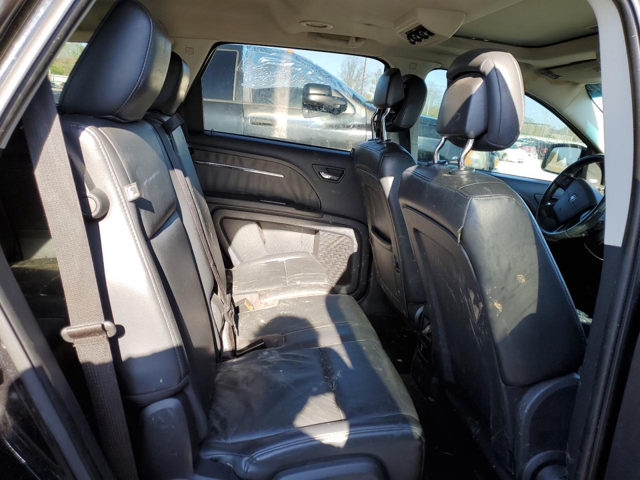 3D4PH6FV3AT227607 2010 Dodge Journey R/T