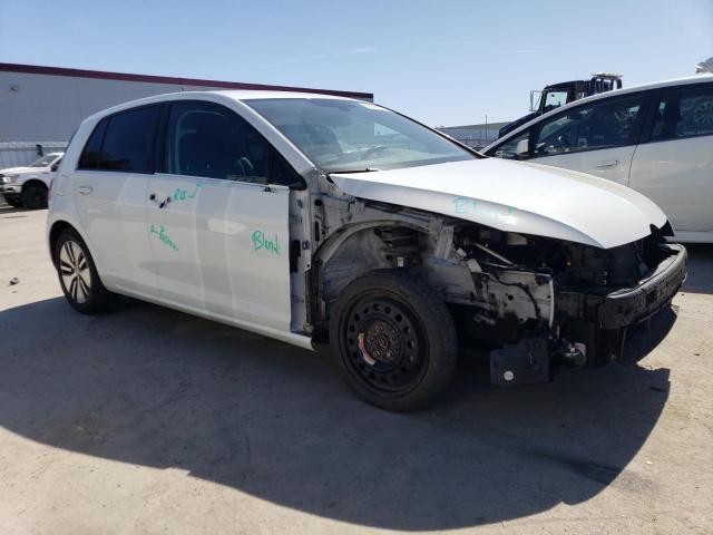 2016 VOLKSWAGEN E-GOLF SE - WVWKP7AU1GW914389