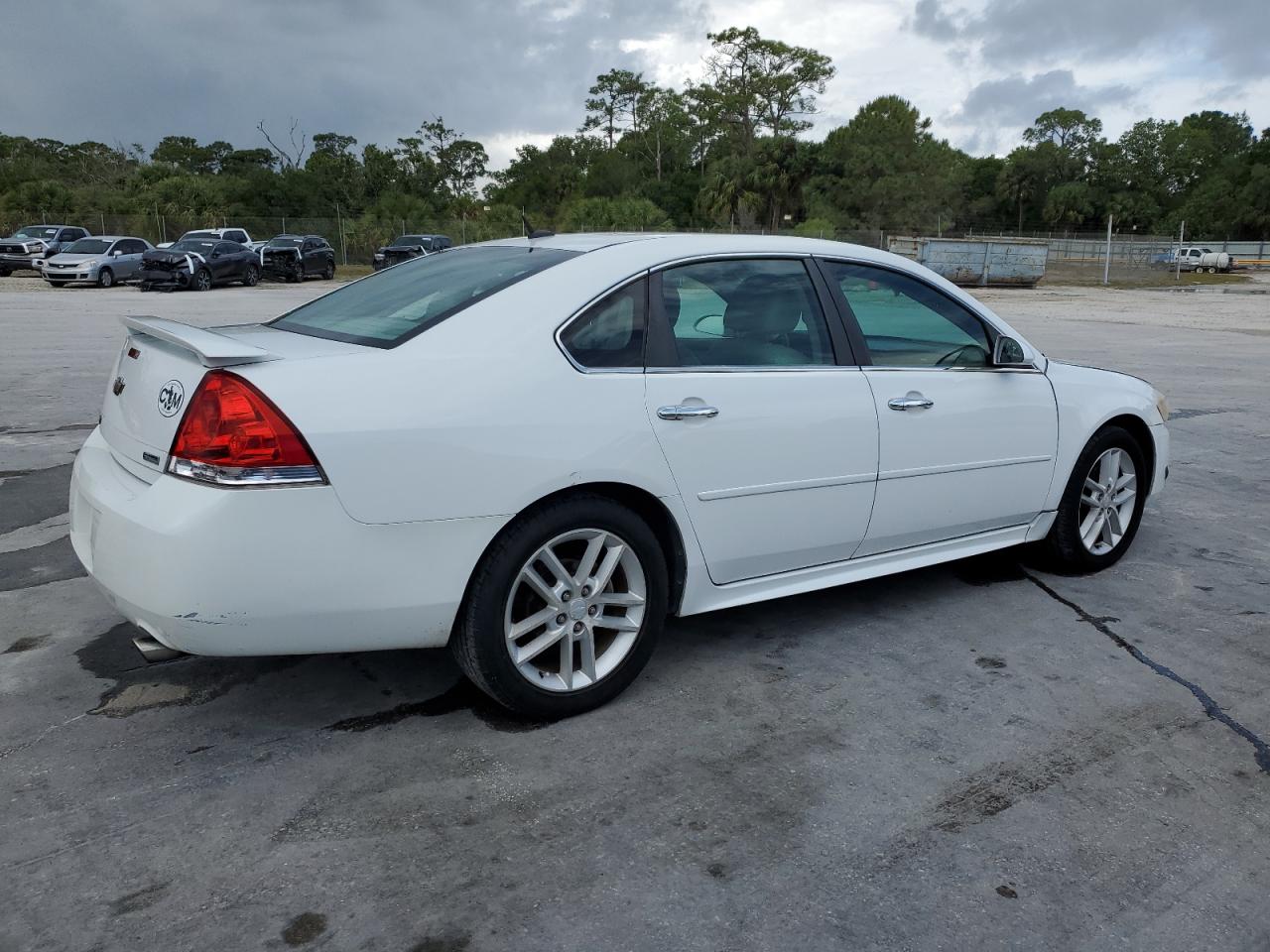 2G1WC5E37C1207004 2012 Chevrolet Impala Ltz