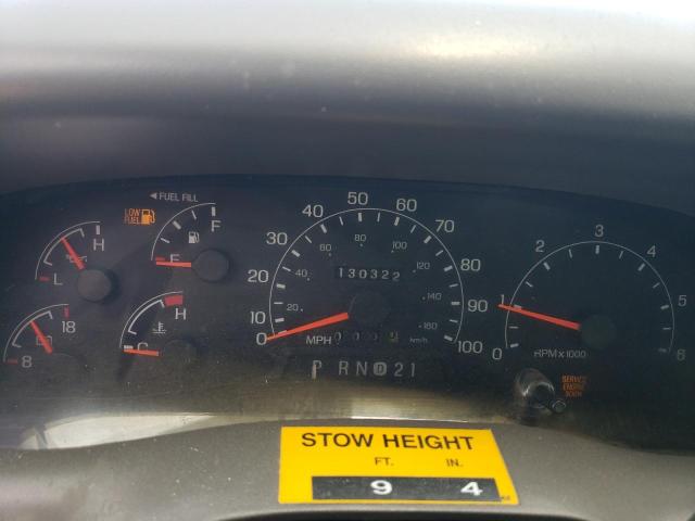 2001 Ford F550 - Image 9