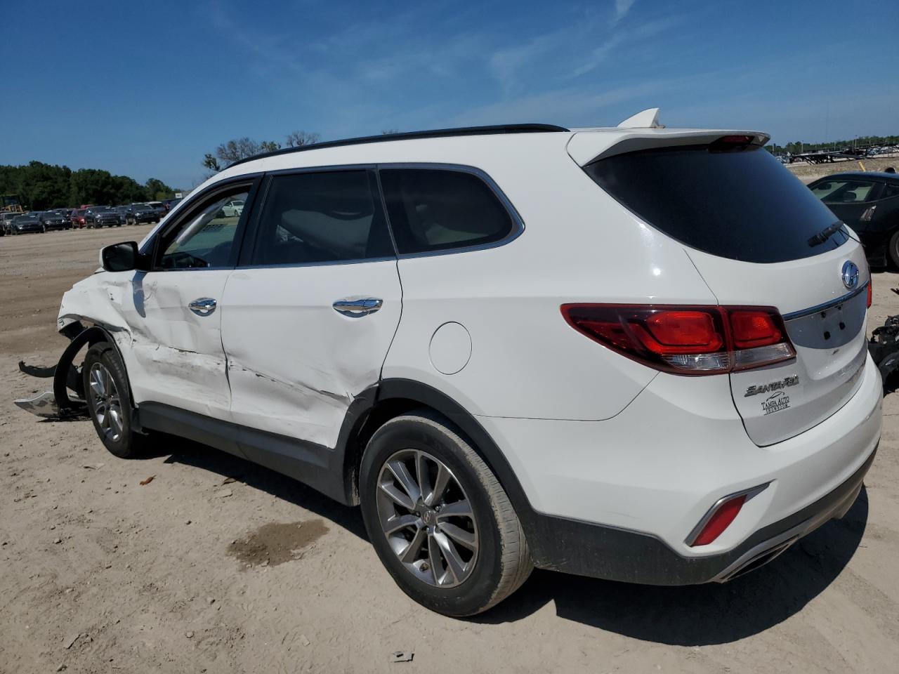 KM8SM4HF2HU181731 2017 Hyundai Santa Fe Se