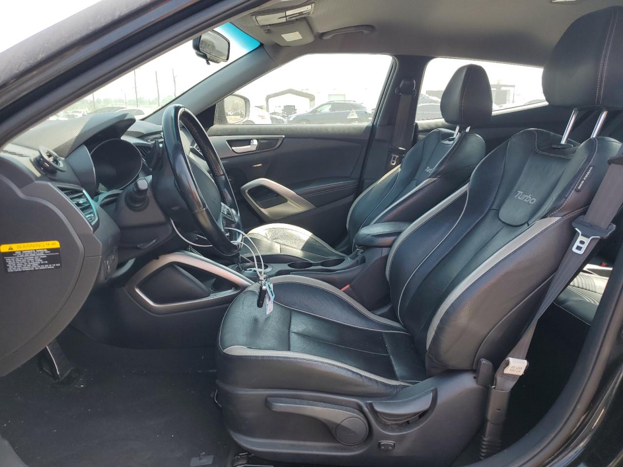KMHTC6AE6FU233072 2015 Hyundai Veloster Turbo