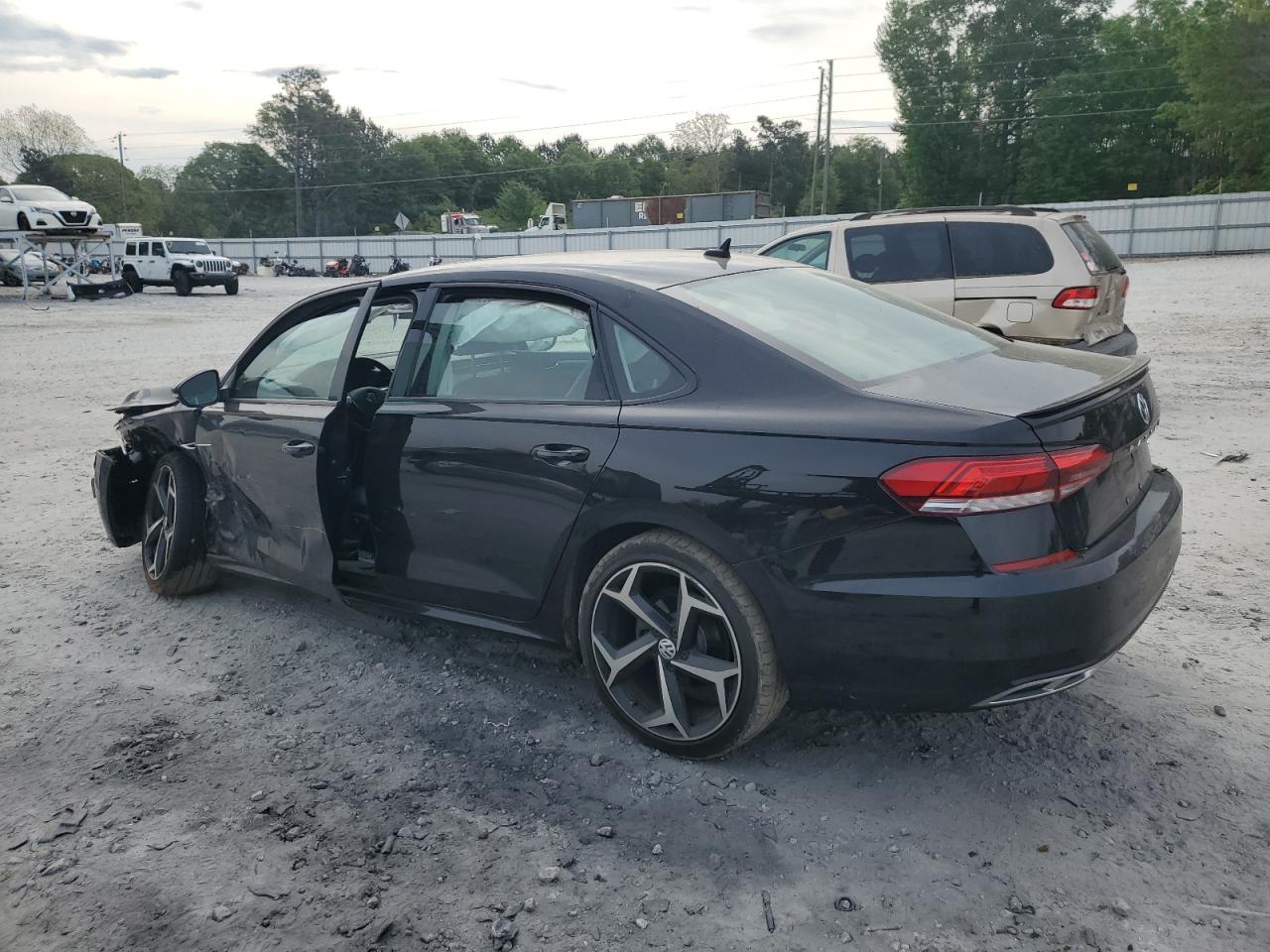 1VWMA7A34LC027363 2020 Volkswagen Passat R-Line