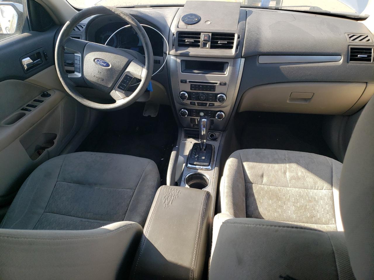 3FAHP0HA8AR304129 2010 Ford Fusion Se