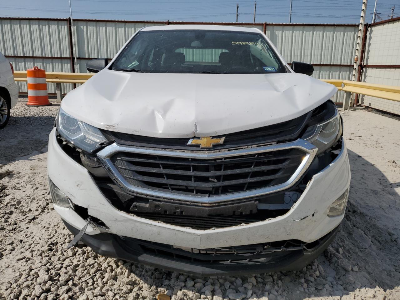 3GNAXHEV4JL380801 2018 Chevrolet Equinox Ls