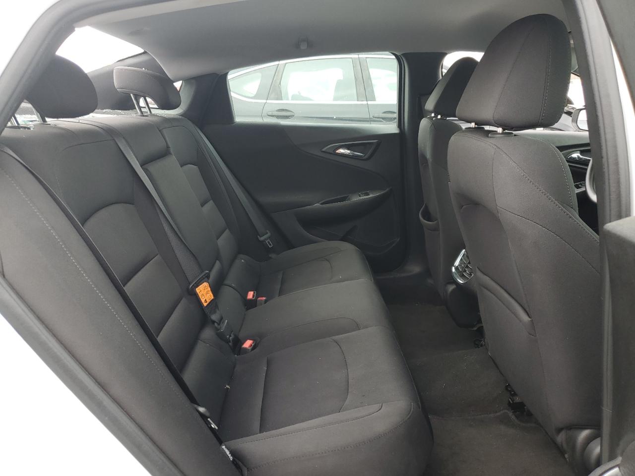 1G1ZD5ST2JF151655 CHEVROLET MALIBU 2018