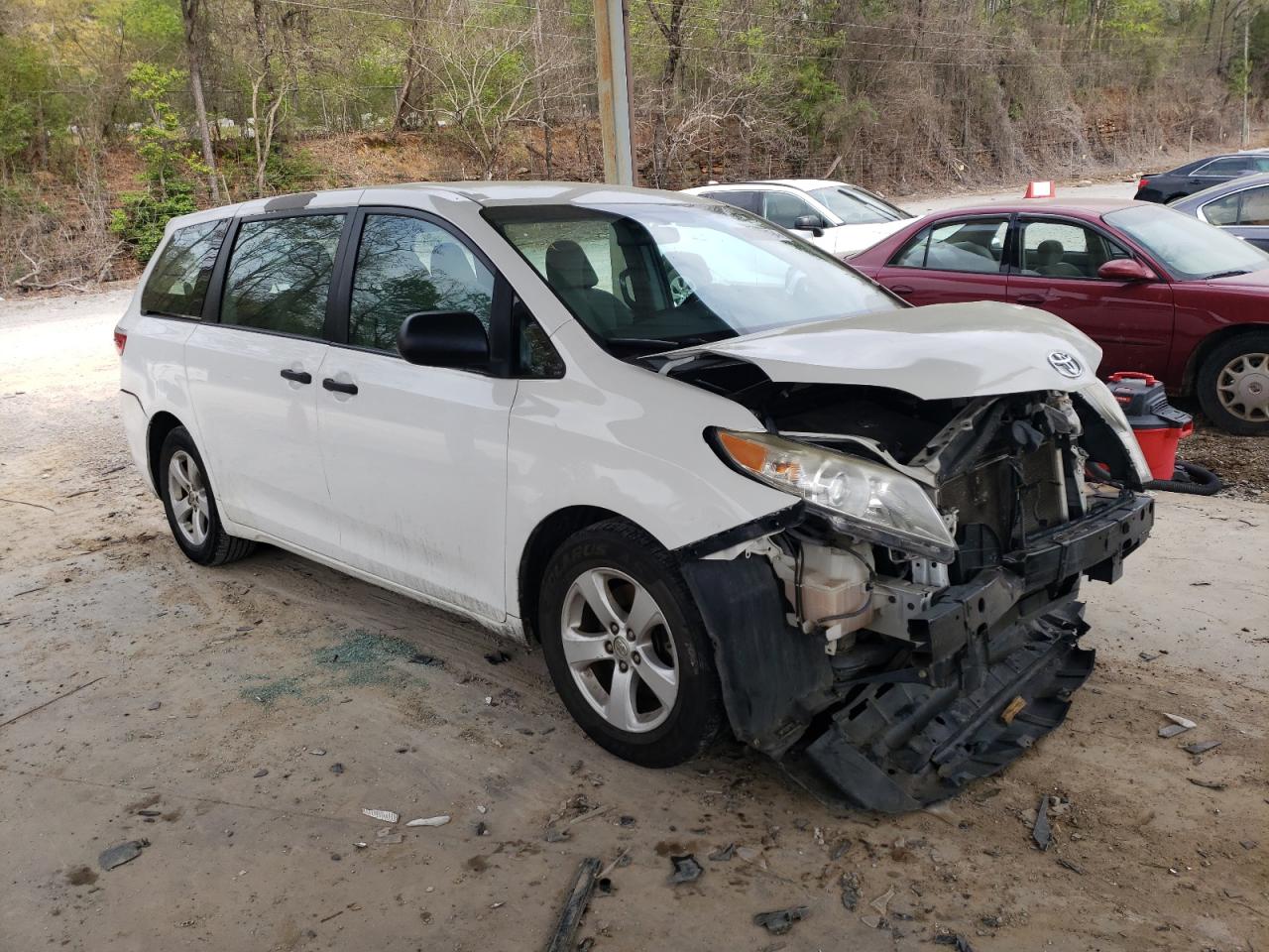 5TDZK3DC6FS578360 2015 Toyota Sienna