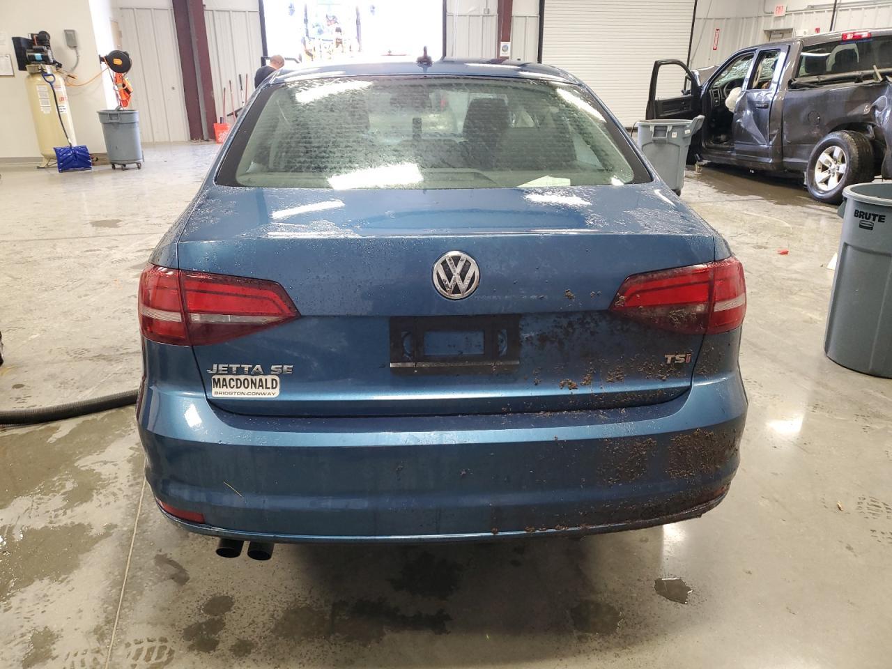 2017 Volkswagen Jetta Se vin: 3VWDB7AJ9HM257501