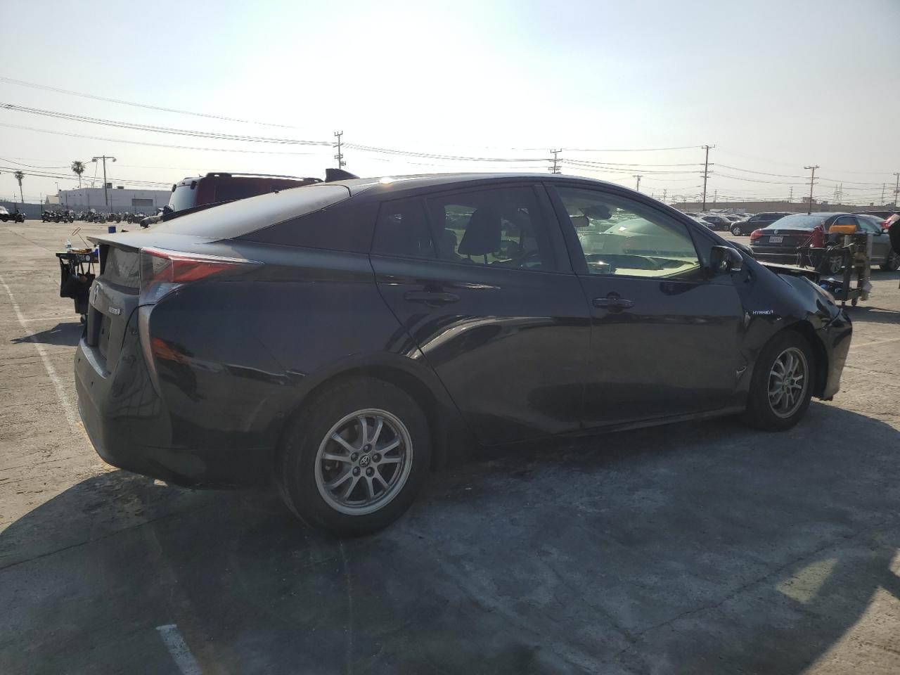 JTDKARFU8H3045797 2017 Toyota Prius