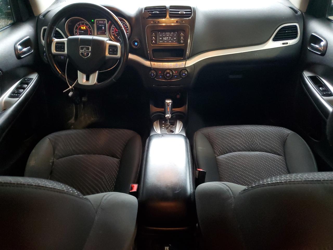 3D4PG5FGXBT518072 2011 Dodge Journey Sxt