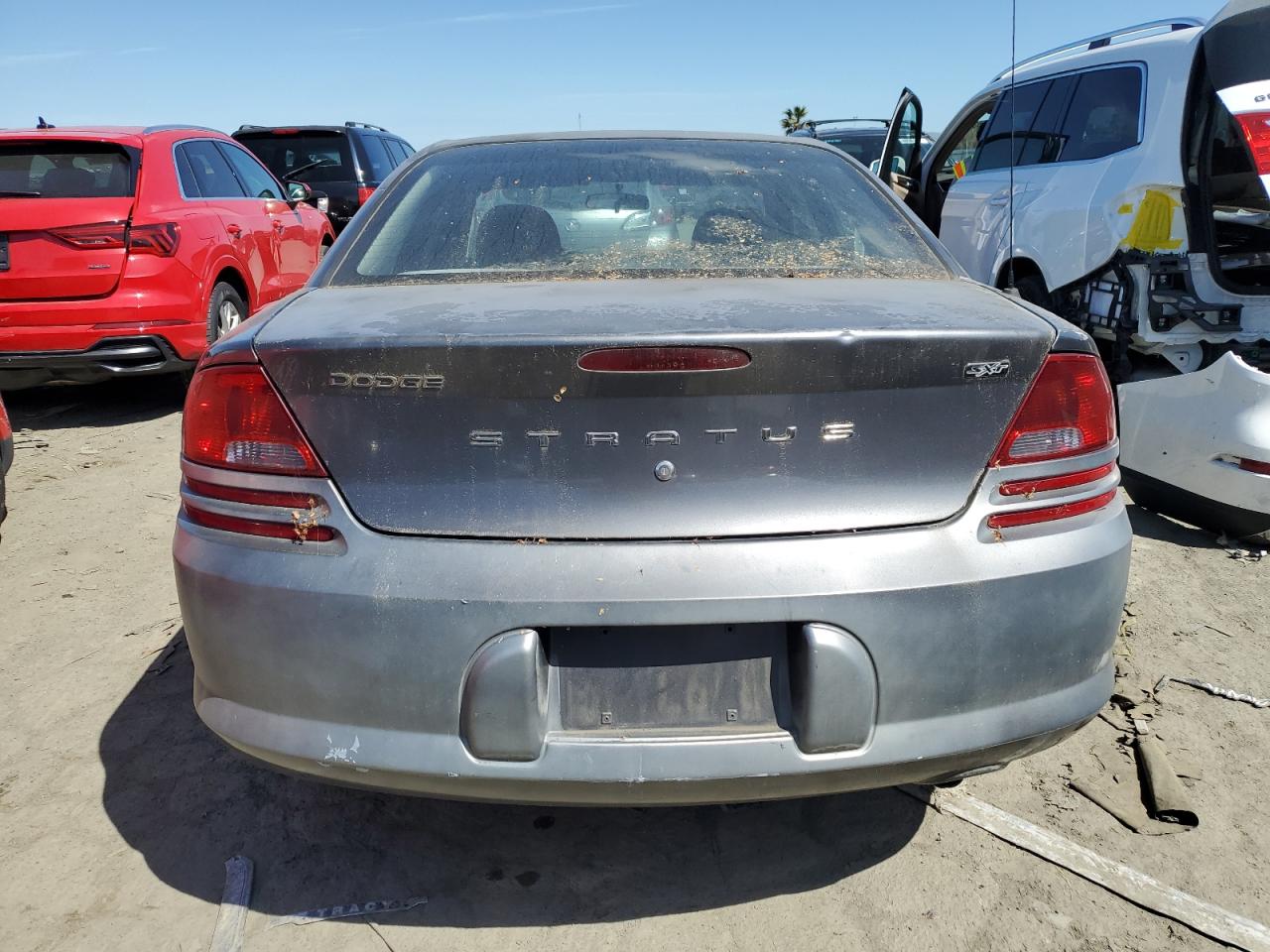 1B3EL46X05N528898 2005 Dodge Stratus Sxt