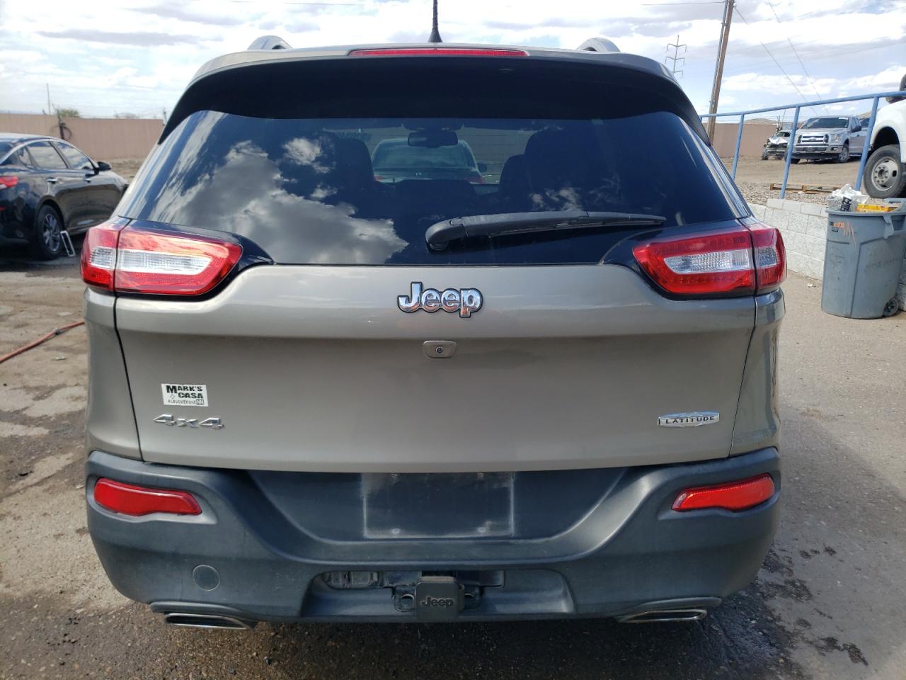 1C4PJMCS7HW545024 2017 Jeep Cherokee Latitude