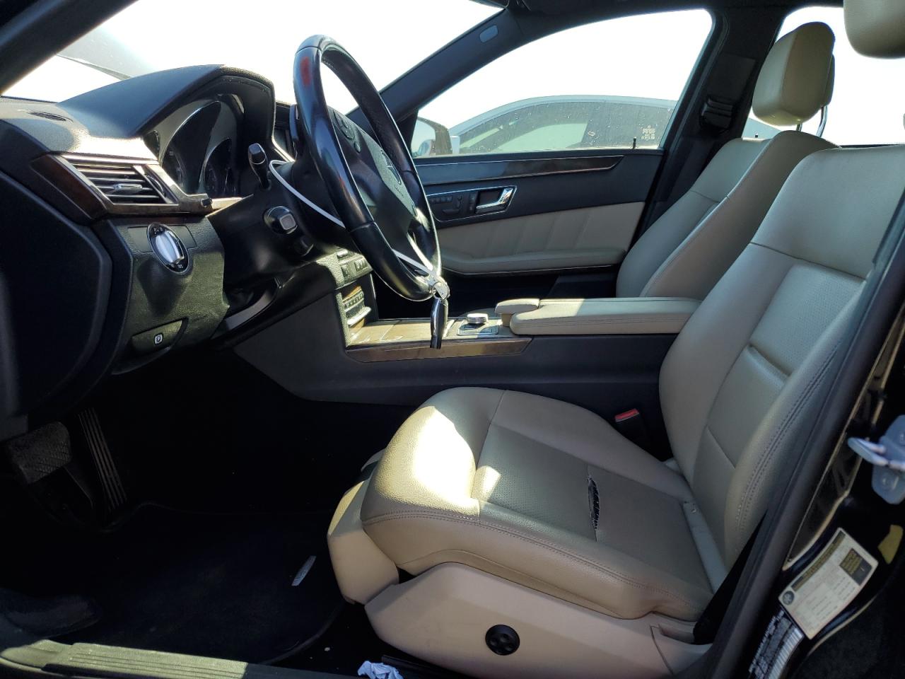 WDDHF8HB0AA140802 2010 Mercedes-Benz E 350 4Matic